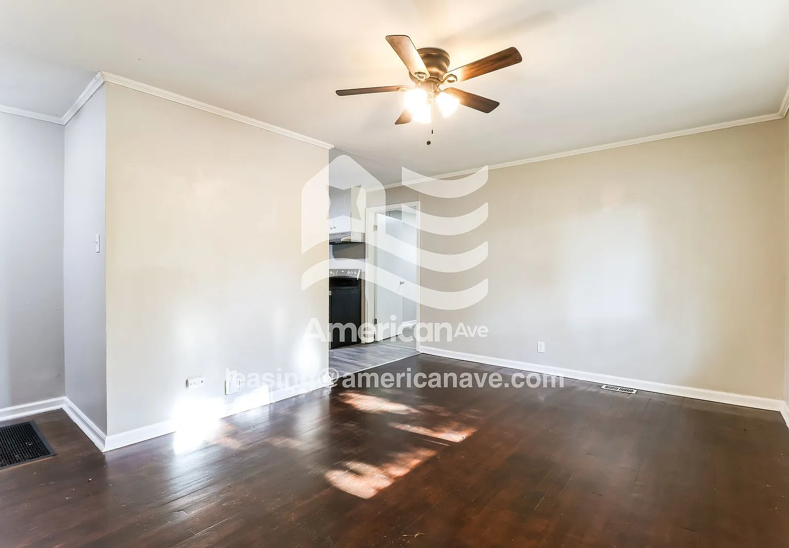 3 bed, 1.0 bath, 925 sqft, $897 — Photo 4