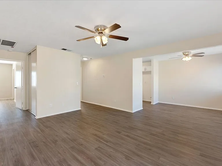 Parkview Palms Apartments- Riverside, CA — Photo 74