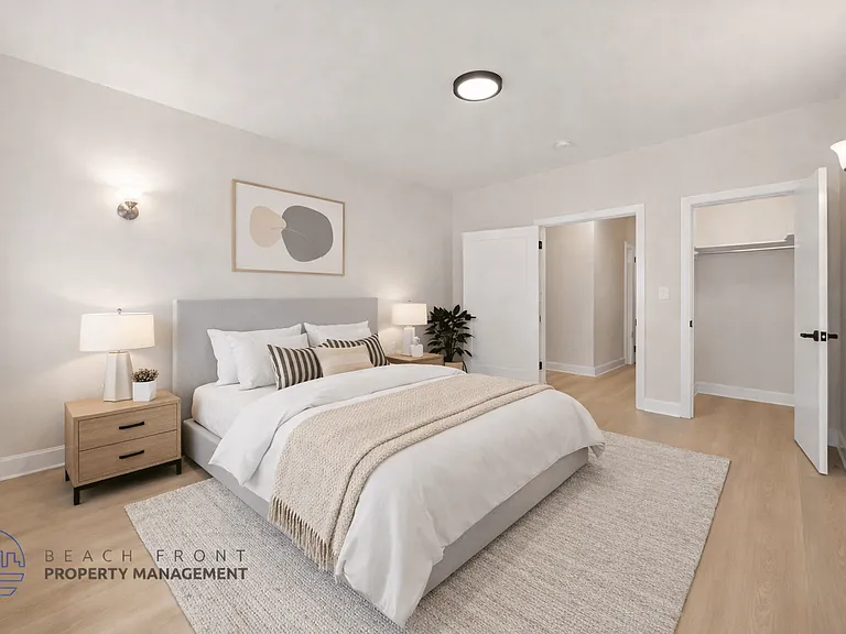 702-708 S Mariposa Ave. — Photo 2