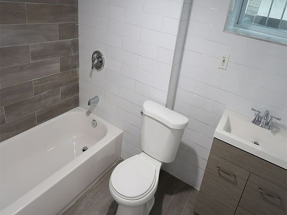 3rd image of 178-41 120th Ave