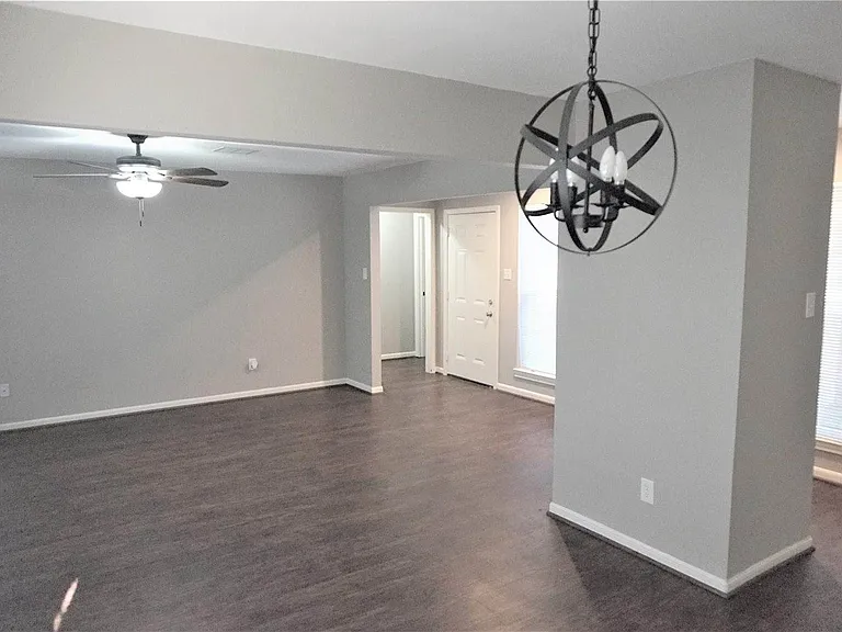 2727 Tinechester Dr — Photo 8