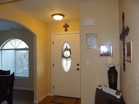 2nd image of 2864 Rock Creek Dr