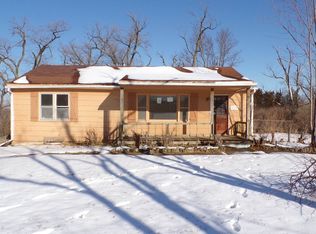 1522 NE 35th St, Topeka, KS 66617