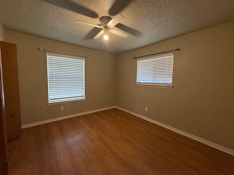 334 Linkwood Dr — Photo 18
