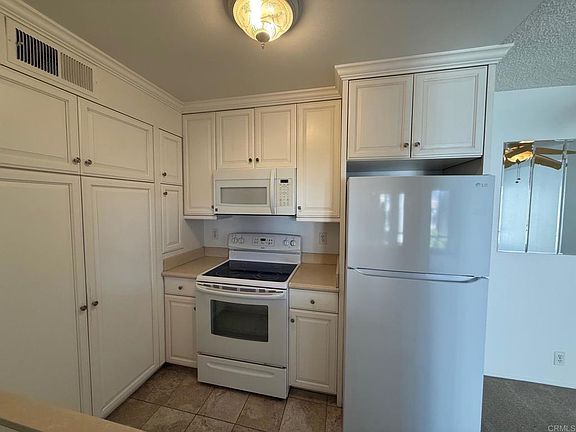 4th image of 5708 Baltimore Dr Unit 402