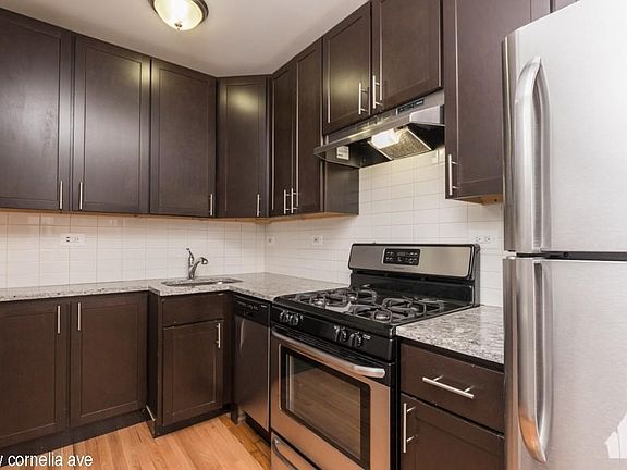 5th image of 516 W Cornelia Ave #1518