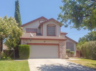561 Renaissance Dr, Tracy, CA 95376
