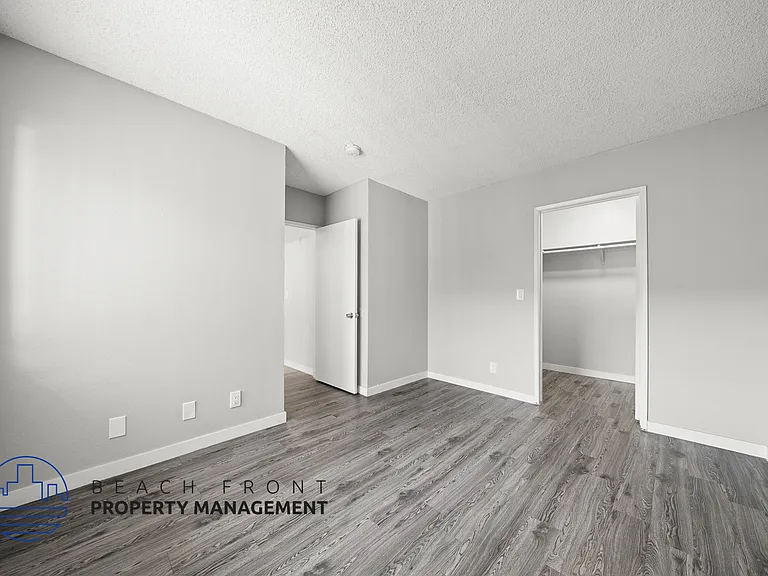 229 S. Normandie Ave. — Photo 7