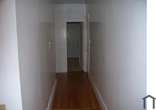 2526 Van Ness Ave #2 — Photo 3