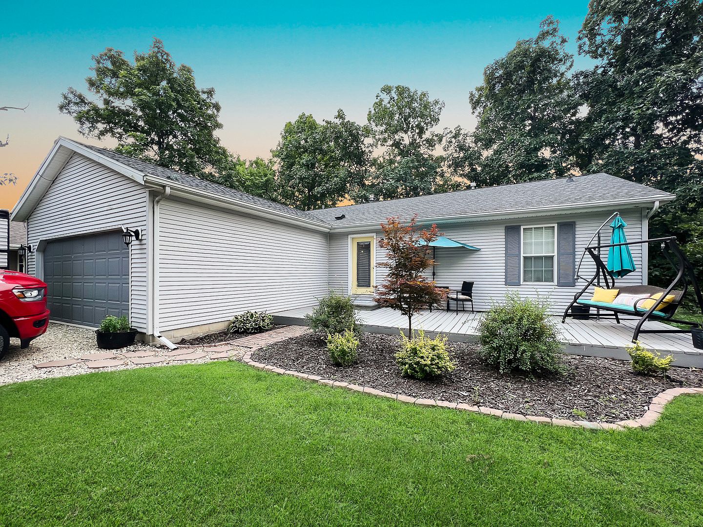 111 Chickasaw Ln, Loda, IL 60948 Zillow