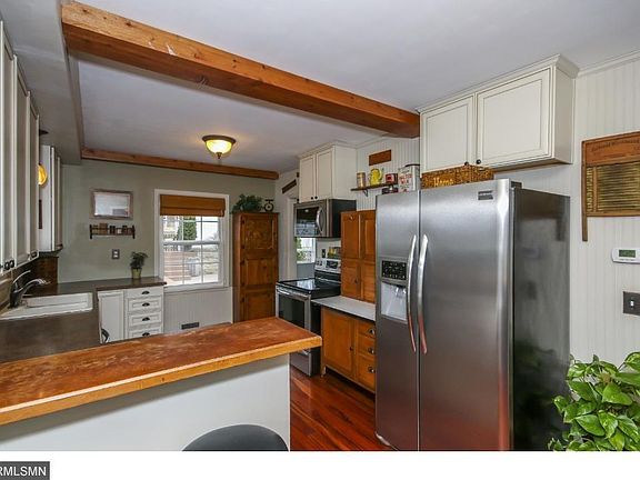 3rd image of 1758 Phalen Pl