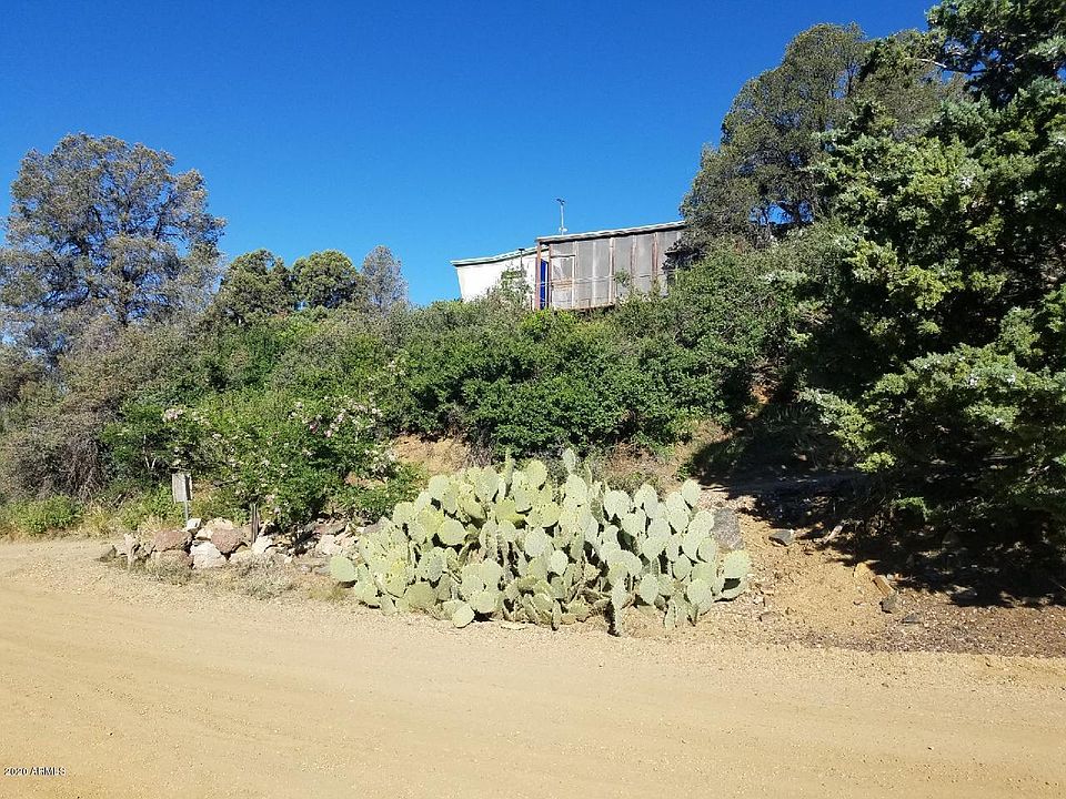 1st image of 755 S Diamond Dr