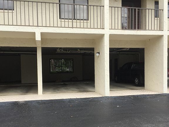 3rd image of 20 Tomoka Ave APT 110