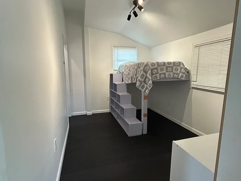 64 Hickory Ave — Photo 21