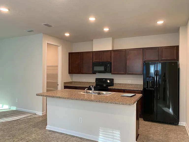 11560 Admirals Cove Dr — Photo 12