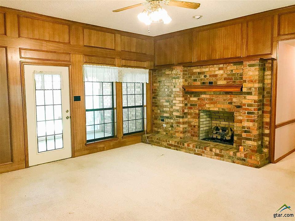 1st image of 316 Hollie Cir