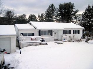 556 Powers Rd, Binghamton, NY 13903