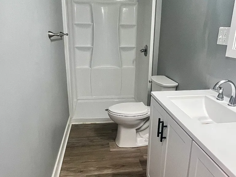 200 Dexter Rd #4 — Photo 7