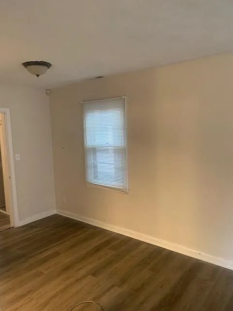 4 bed, 1450 sqft, $2,400 — Photo 4