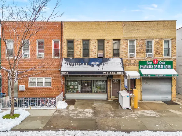 2345 65th Street image 1 of 28