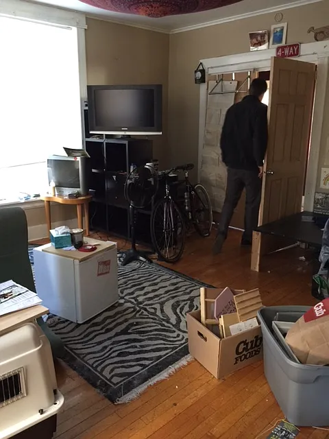 8 bed, $4,800 — Photo 1