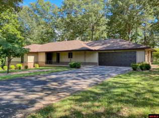 1189 Pebblecreek Dr, Mountain Home, AR 72653