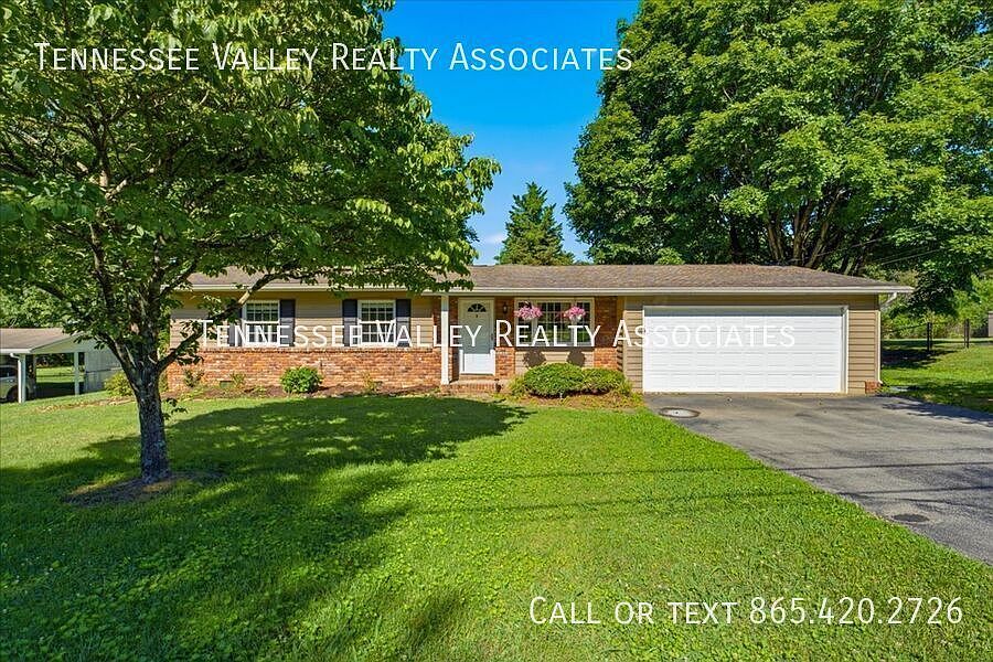 1st image of 729 Waco Rd