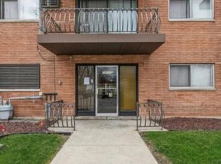 18555 Hickory Ct #317, Lansing, IL