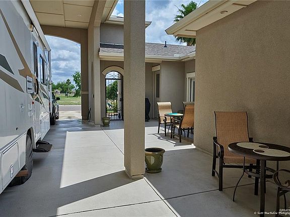 5th image of 3800 Heron Way