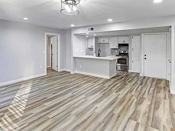 5th image of 260 El Dorado Blvd APT 1705