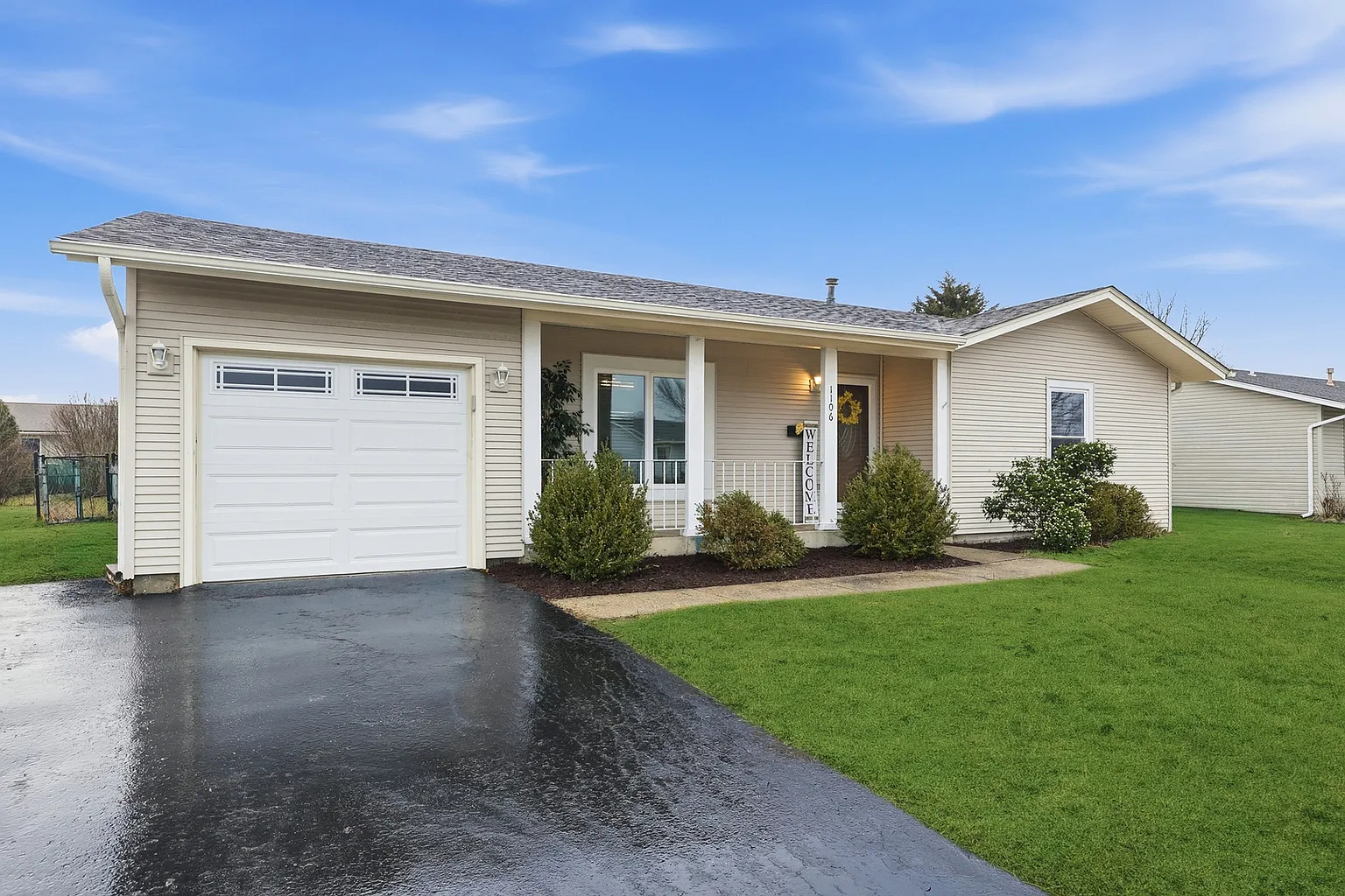 1106 Lovell Ct photo 1