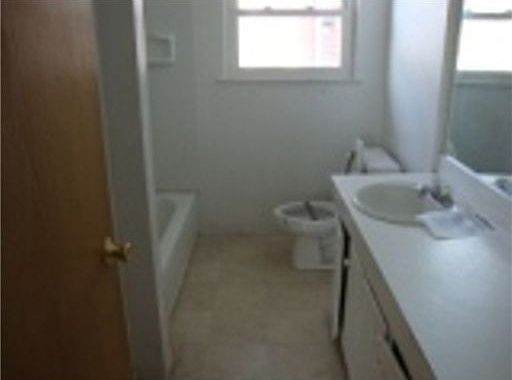 5th image of 8964 Nottingham Dr