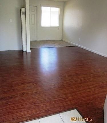 2nd image of 560 Gilbert Ave APT 2