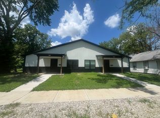 421 E 6th Ave, Garnett, KS 66032