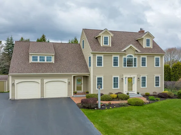 12 Fowler Farm Road, Scarborough, ME 04074