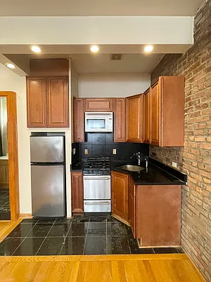 Rented by Oxford Property Group | media 11