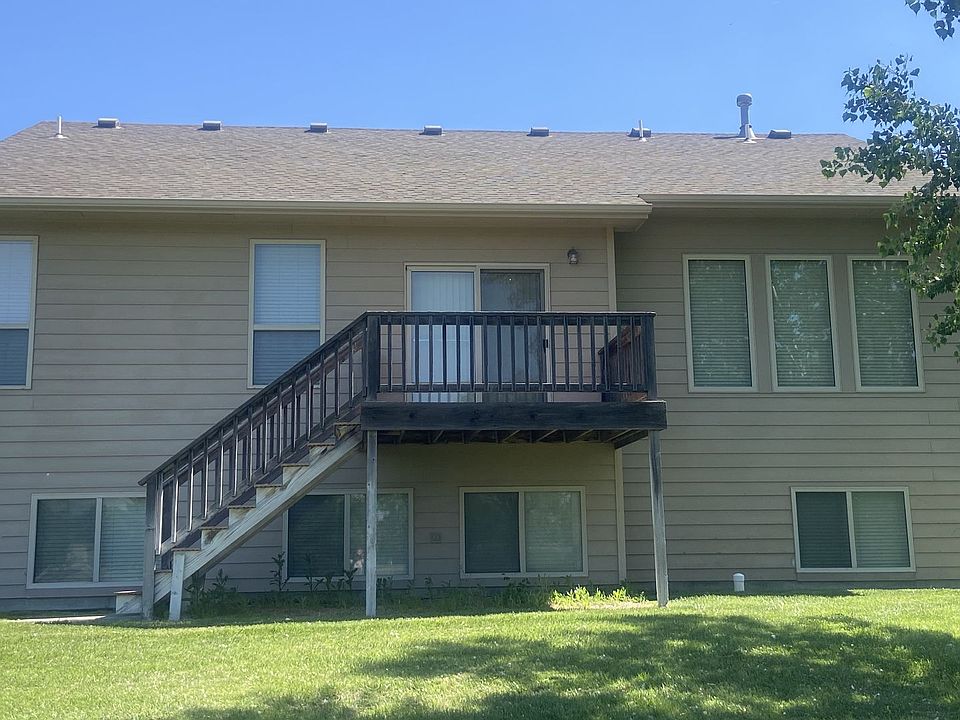 2nd image of 946 W Threewood Ct