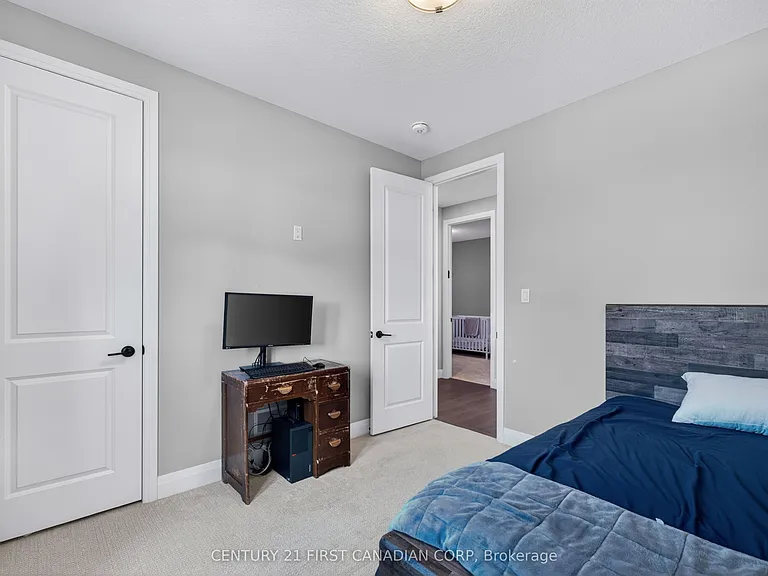 54 Aspen Cir — Photo 40