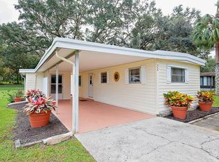 364 Ivanhoe Cir, Lady Lake, FL 32159