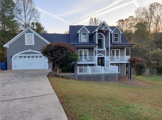 326 Ryan Dr, Auburn, GA 30011