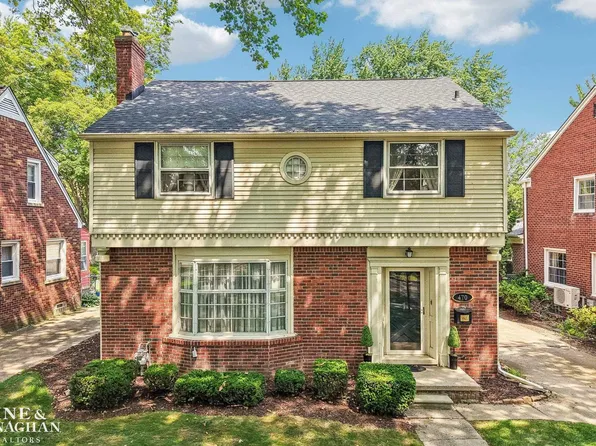 470 Allard Ave, Grosse Pointe Farms, MI 48236