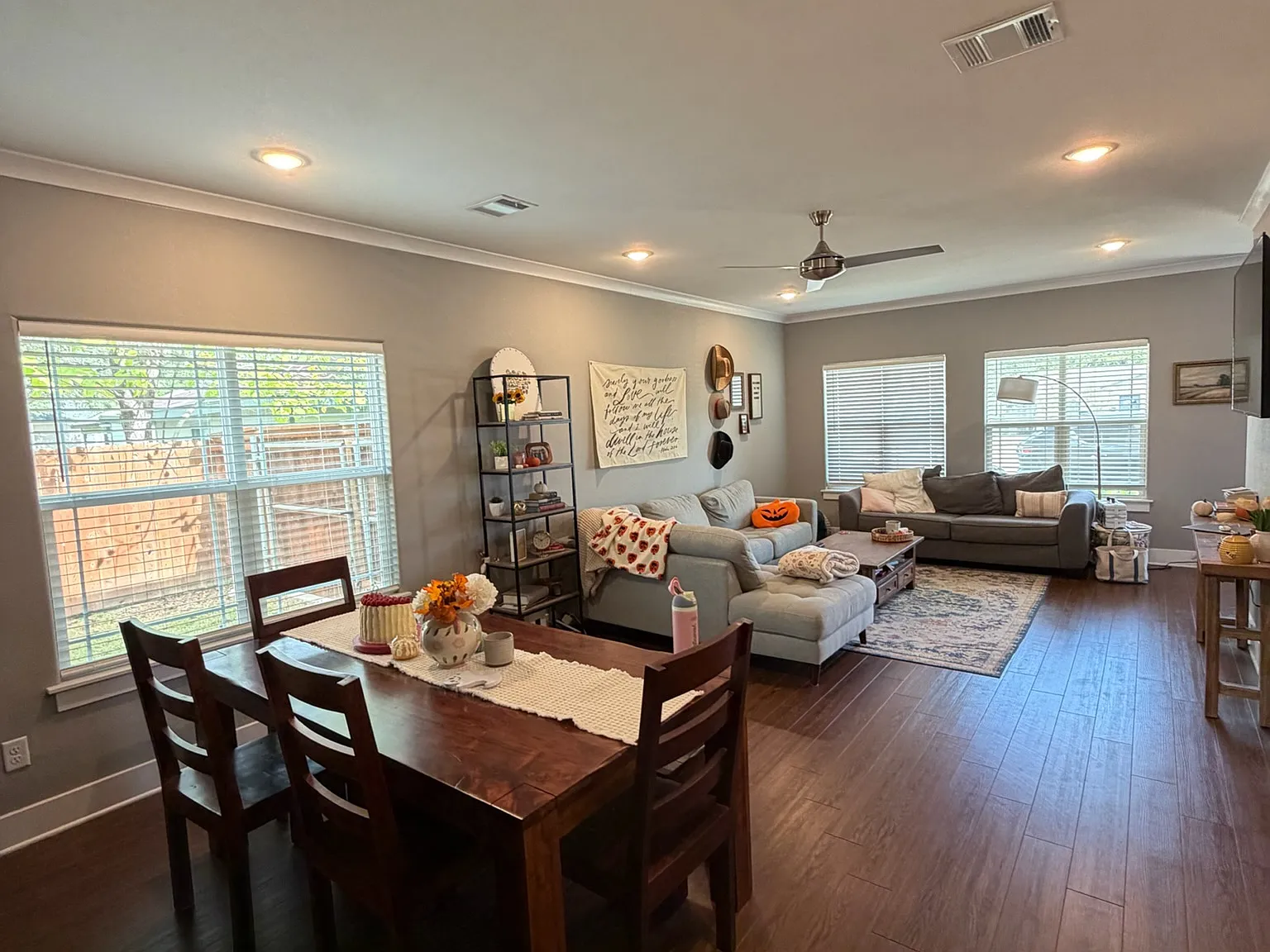 5 bed, 2061 sqft, $6,000 — Photo 4