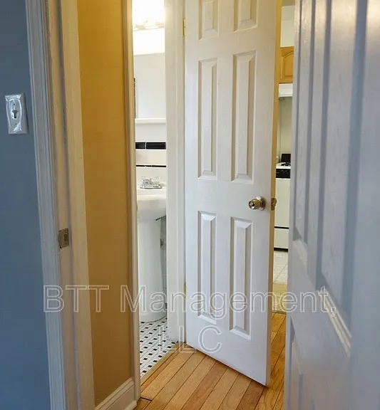 8105 Greenwood Ave #E — Photo 47