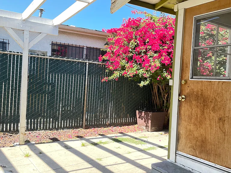3560 Opal St #FRONT HOUSE — Photo 51