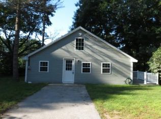 8 Nottingham Rd, Raymond, NH 03077