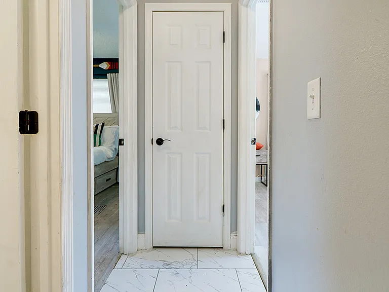 2822 Palomar St — Photo 31