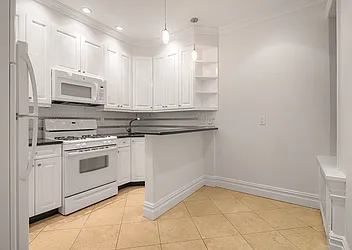 Rented by CitySites Real Estate Group