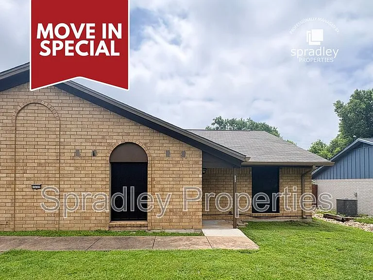 505B Phoenix Rd — Photo 1