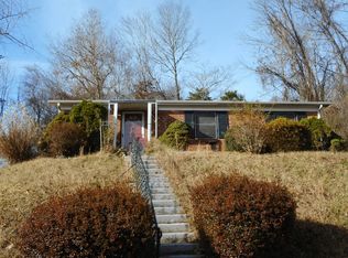 822 Queens St, Lenoir, NC 28645