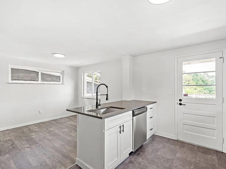 349 Virginia Ave — Photo 3